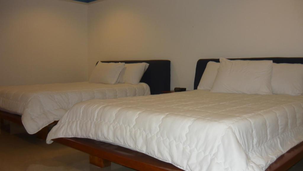 Отель Amador Ocean View Панама Номер фото